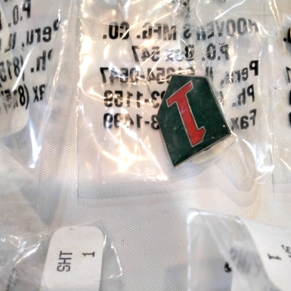 Military pushback lapel tie pins lot of 7 assorted - Picture 5 of 8